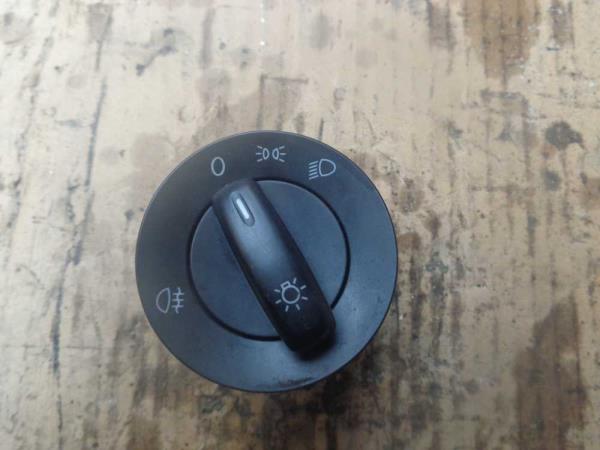 COMMODO VW/SEAT ( PHARE UNIQUEMENT ) - Vue 1